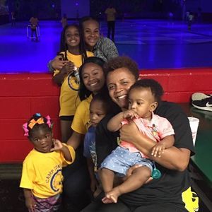 Meet your Posher, Zina